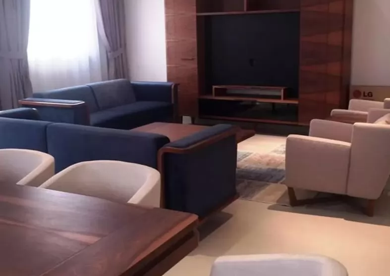 Résidentiel Propriété prête 3 chambres S / F Appartement  a louer au Al-Sadd , Doha #9224 - 1  image 